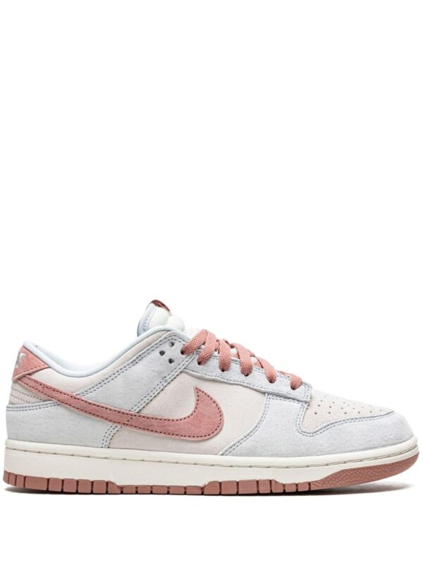 Nike Dunk Low "Fossil Rose" sneaker