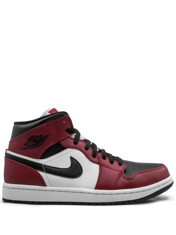 Air Jordan 1 Mid "Chicago Black Toe"