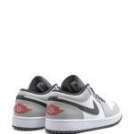 Air Jordan 1 Low "Light Smoke Grey" - Image 3